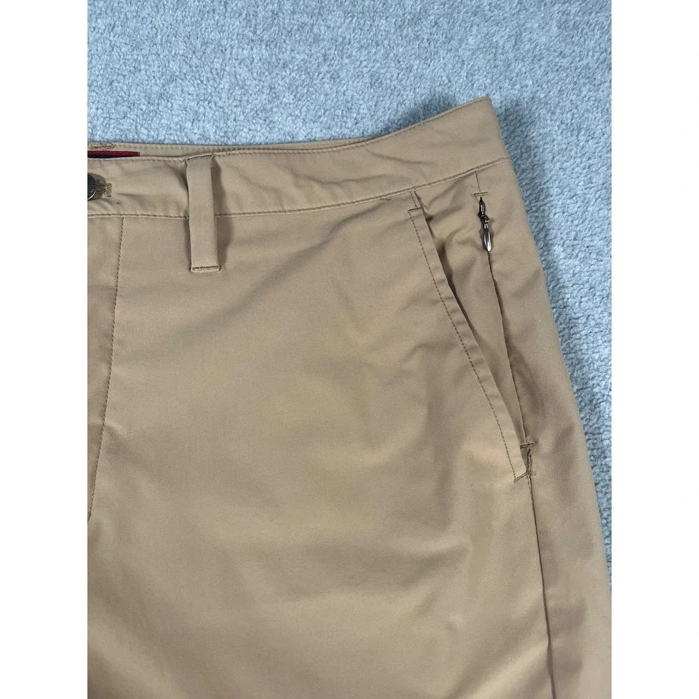 UNTUCKit Mens Chancellor Performance Shorts Bundle Tan Black Size 34 Lot of 2